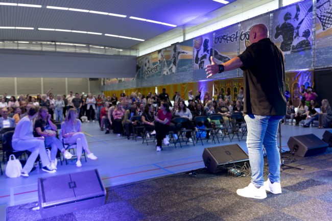 Itemnummer 76544