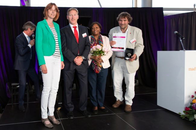 Itemnummer 38682